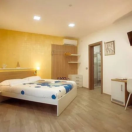 Bed & Breakfast Marbianco Marina Di Carrara