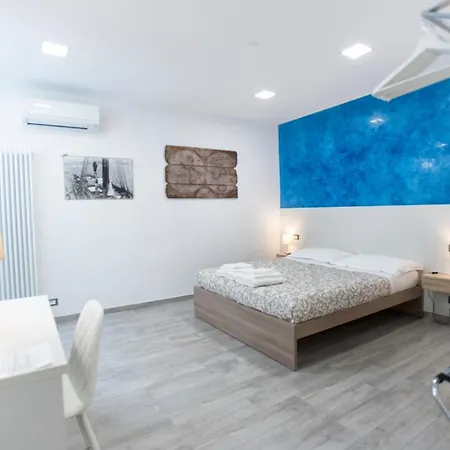Marbianco Bed & Breakfast Marina Di Carrara